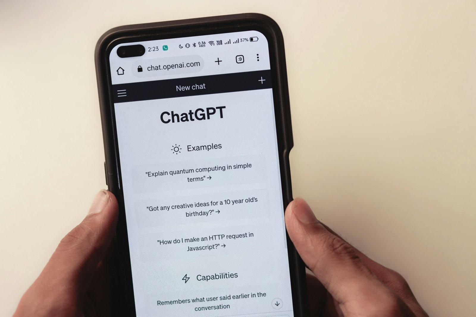 ChatGPT VS Microsoft Copilot: Mana yang Terbaik?