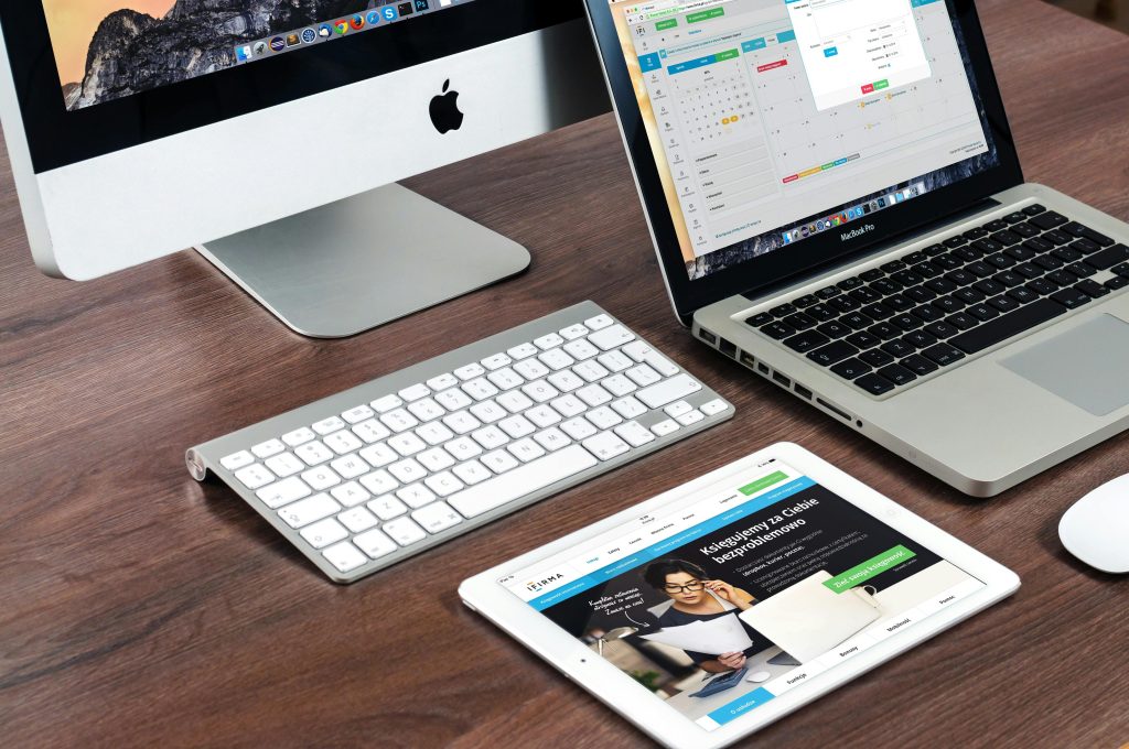 perbedaan blog dan website